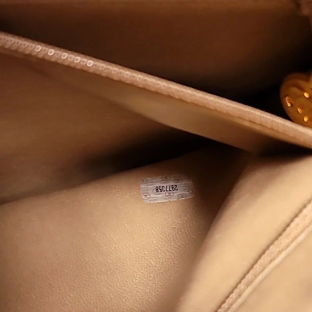 Vintage Chanel Shoulder Bag - Picture 7 of 15